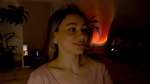 Snapshot of worldsbaby chatting on February 27, 2025, 8:42 pm worldsbaby online show from February 27, 2025, 8:42 pm