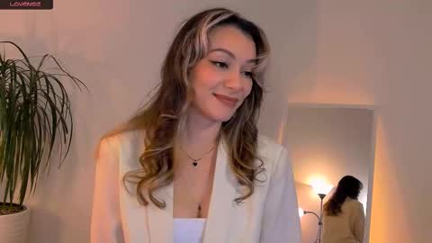 Snapshot of worldsbaby chatting on October 17, 2025, 6:21 pm worldsbaby online show from October 17, 2025, 6:21 pm