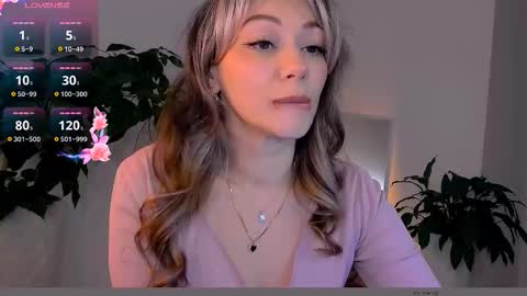 Snapshot of worldsbaby chatting on November 8, 2025, 4:29 pm worldsbaby online show from November 8, 2025, 4:29 pm