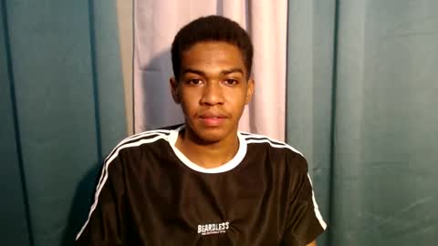 Snapshot of worshipmycockxxx chatting on March 7, 2025, 4:24 am Josh This is my new account now online show from March 7, 2025, 4:24 am