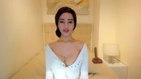 Snapshot of worthy_bigcock_bigcum chatting on July 15, 2026, 5:12 am Lily online show from July 15, 2026, 5:12 am