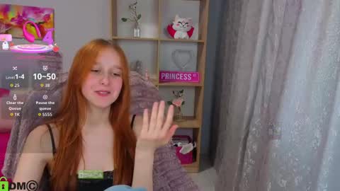 Snapshot of wow_emma_ chatting on June 4, 2026, 1:17 pm wow_emma_ online show from June 4, 2026, 1:17 pm