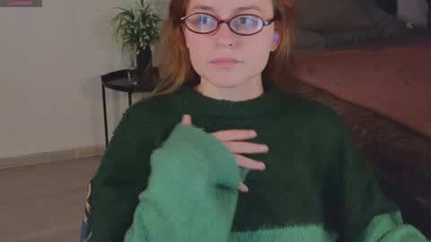 Snapshot of wow_luvng chatting on October 12, 2025, 2:16 pm Rebecy online show from October 12, 2025, 2:16 pm