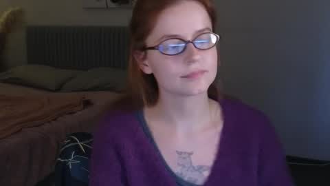 Snapshot of wow_luvng chatting on November 8, 2025, 1:44 pm Rebecy online show from November 8, 2025, 1:44 pm