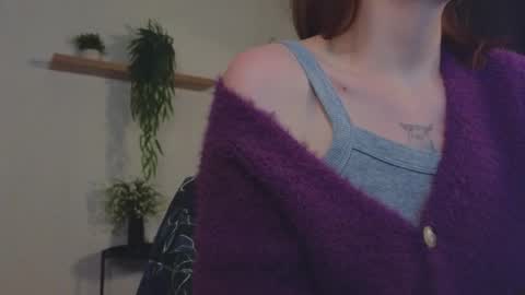 Snapshot of wow_luvng chatting on November 12, 2025, 2:28 pm Rebecy online show from November 12, 2025, 2:28 pm