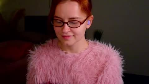 Snapshot of wow_luvng chatting on November 14, 2025, 2:49 pm Rebecy online show from November 14, 2025, 2:49 pm