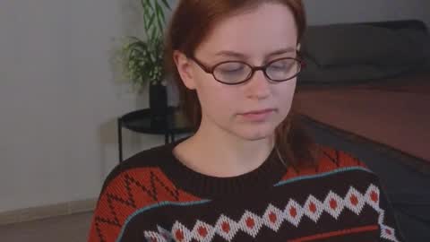 Snapshot of wow_luvng chatting on November 25, 2025, 2:06 pm Rebecy online show from November 25, 2025, 2:06 pm