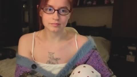 Rebecy online show from January 6, 2026, 2:43 pm