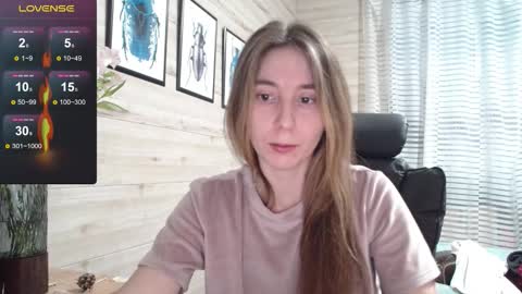 Snapshot of wow_porno_ chatting on November 27, 2025, 1:24 pm Anna online show from November 27, 2025, 1:24 pm