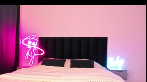 Snapshot of wowlovie666 chatting on February 20, 2025, 5:01 am Emi online show from February 20, 2025, 5:01 am