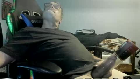 Snapshot of wowsers2022 chatting on November 20, 2025, 7:24 pm wowsers2022 online show from November 20, 2025, 7:24 pm