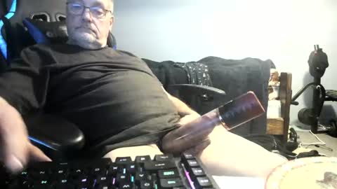 Snapshot of wowsers2022 chatting on November 27, 2025, 6:48 am wowsers2022 online show from November 27, 2025, 6:48 am