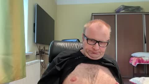 wspaniaagadzin online show from October 13, 2025, 1:44 pm