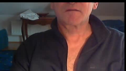 Wuki online show from February 12, 2025, 2:32 pm