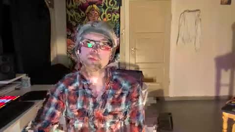 Snapshot of wulffi95 chatting on March 6, 2026, 7:43 pm wulffi95 online show from March 6, 2026, 7:43 pm