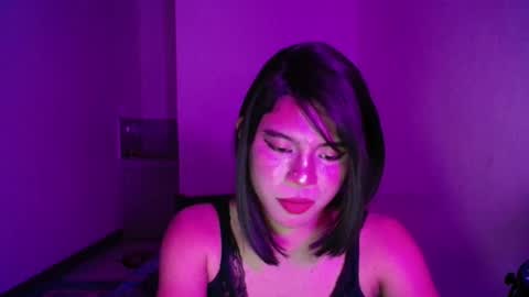 wusexx online show from May 13, 2026, 3:42 pm