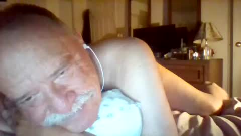 Snapshot of wvmountainlover chatting on June 4, 2026, 9:26 am wvmountainlover online show from June 4, 2026, 9:26 am