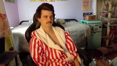 Snapshot of wyattfans_ chatting on November 7, 2025, 6:19 pm Wyatt online show from November 7, 2025, 6:19 pm