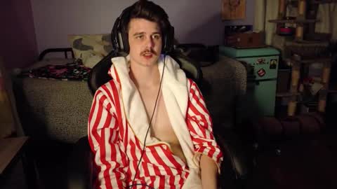 Snapshot of wyattfans_ chatting on November 8, 2025, 6:24 am Wyatt online show from November 8, 2025, 6:24 am