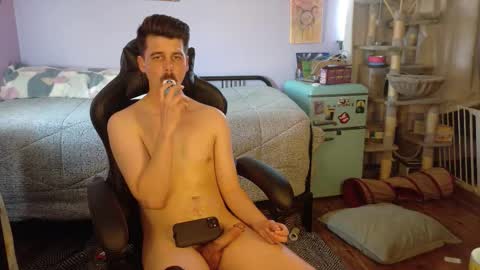 Snapshot of wyattfans_ chatting on December 13, 2025, 8:58 pm Wyatt online show from December 13, 2025, 8:58 pm