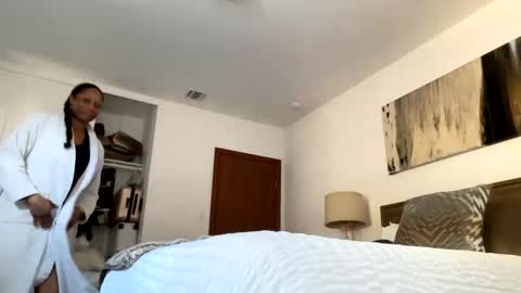 Snapshot of wynterheat chatting on December 6, 2024, 9:02 pm Wynter Heat online show from December 6, 2024, 9:02 pm