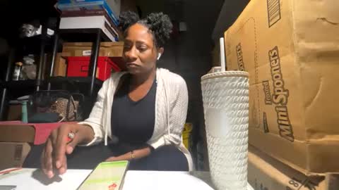 Snapshot of wynterheat chatting on November 20, 2025, 5:45 pm Wynter Heat online show from November 20, 2025, 5:45 pm