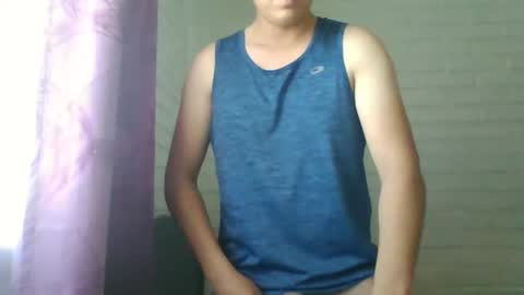 Snapshot of x_andrescam chatting on April 2, 2026, 2:04 pm x_andrescam online show from April 2, 2026, 2:04 pm