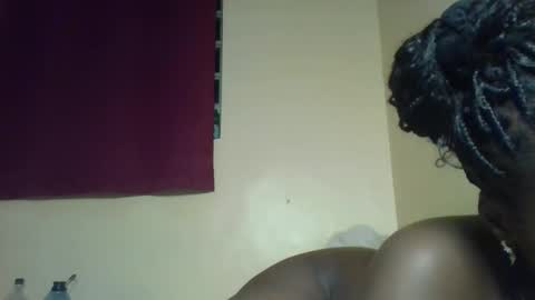 X melanine online show from December 21, 2025, 10:50 pm