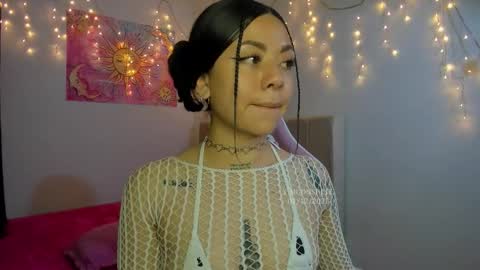     s  s      s   online show from December 2, 2025, 12:49 am