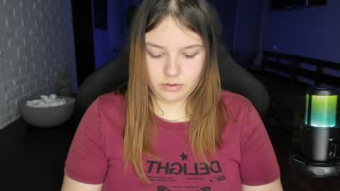 Snapshot of x_nirvana_x chatting on December 15, 2024, 4:18 am LOVE NERDS ONLY online show from December 15, 2024, 4:18 am