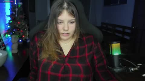 Snapshot of x_nirvana_x chatting on January 5, 2025, 11:01 pm LOVE NERDS ONLY online show from January 5, 2025, 11:01 pm