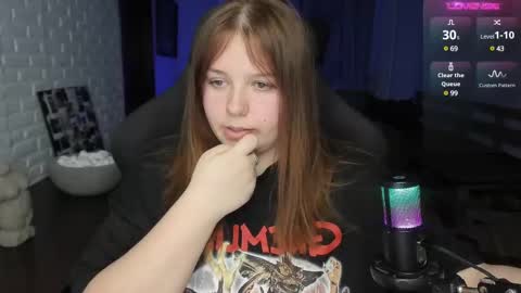 LOVE NERDS ONLY online show from February 23, 2025, 2:18 am