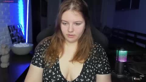 Snapshot of x_nirvana_x chatting on March 2, 2025, 2:08 am LOVE NERDS ONLY online show from March 2, 2025, 2:08 am