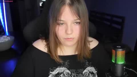 Snapshot of x_nirvana_x chatting on November 14, 2025, 3:49 am LOVE NERDS ONLY online show from November 14, 2025, 3:49 am