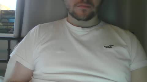 Snapshot of x_yes chatting on December 23, 2024, 10:32 am x_yes online show from December 23, 2024, 10:32 am