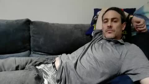 xalegarmax online show from February 24, 2025, 9:52 pm