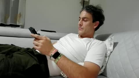 xalegarmax online show from September 12, 2025, 10:21 pm