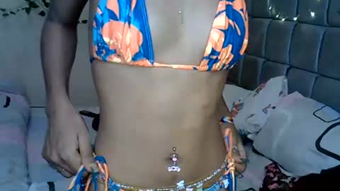 Snapshot of xalia_caramel chatting on July 19, 2026, 4:05 am Alexa online show from July 19, 2026, 4:05 am