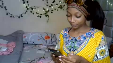 Snapshot of xalia_caramel chatting on August 1, 2026, 9:46 pm Alexa online show from August 1, 2026, 9:46 pm