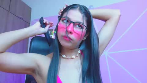 XALLYSONX online show from April 30, 2026, 12:00 pm