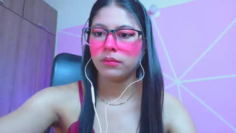 XALLYSONX online show from May 1, 2026, 12:10 pm