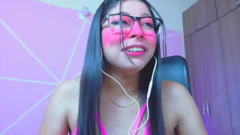 Snapshot of xallysonx_ chatting on May 24, 2026, 11:37 am XALLYSONX online show from May 24, 2026, 11:37 am