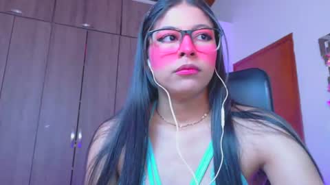 Snapshot of xallysonx_ chatting on July 2, 2026, 11:49 am XALLYSONX online show from July 2, 2026, 11:49 am