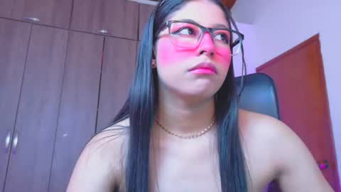 Snapshot of xallysonx_ chatting on July 6, 2026, 12:13 pm XALLYSONX online show from July 6, 2026, 12:13 pm