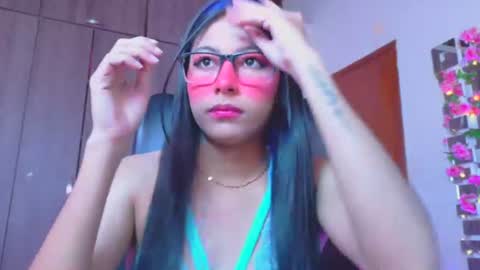 Snapshot of xallysonx_ chatting on July 28, 2026, 12:01 pm XALLYSONX online show from July 28, 2026, 12:01 pm