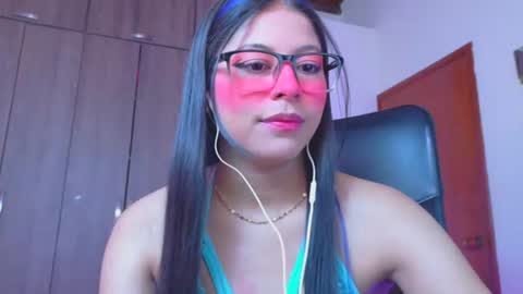 Snapshot of xallysonx_ chatting on July 28, 2026, 12:48 pm XALLYSONX online show from July 28, 2026, 12:48 pm
