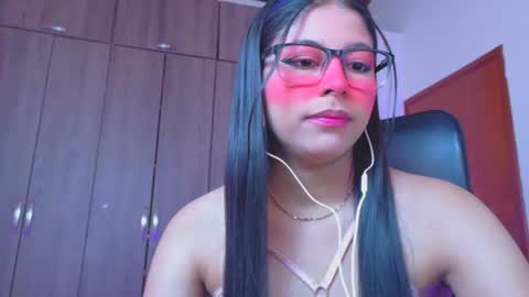 Snapshot of xallysonx_ chatting on July 29, 2026, 11:52 am XALLYSONX online show from July 29, 2026, 11:52 am