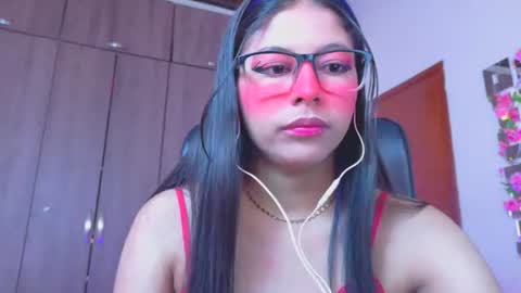 Snapshot of xallysonx_ chatting on July 30, 2026, 12:04 pm XALLYSONX online show from July 30, 2026, 12:04 pm