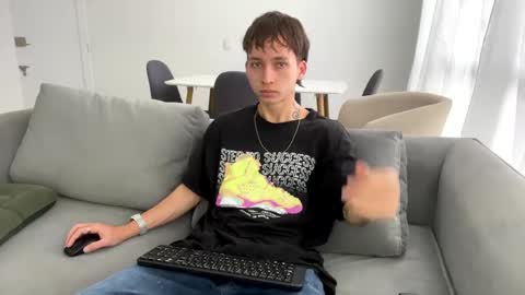 Xam online show from January 25, 2025, 9:25 pm