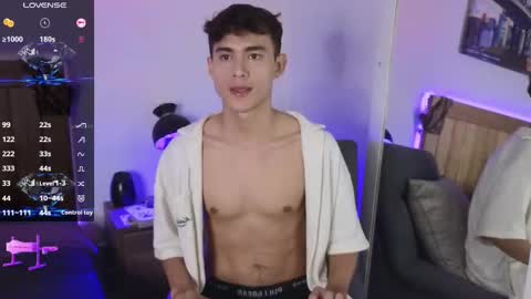 Xander Cardona online show from October 14, 2025, 6:58 am